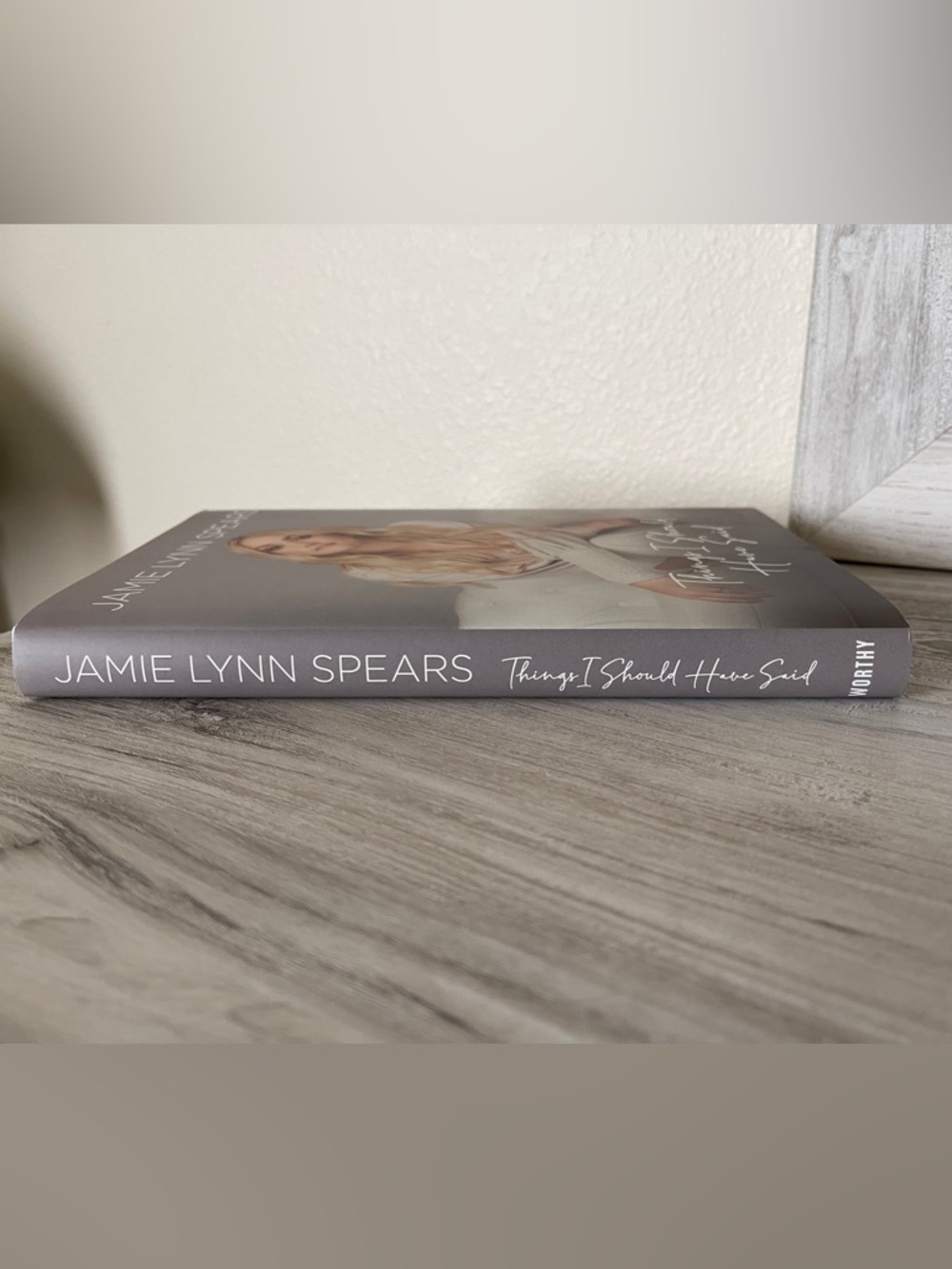 Jamie Lynn Spears Signed Hardcover - Picture 6 of 7